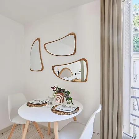 Apartment Modern Champs Elysees Trocadero By Sp